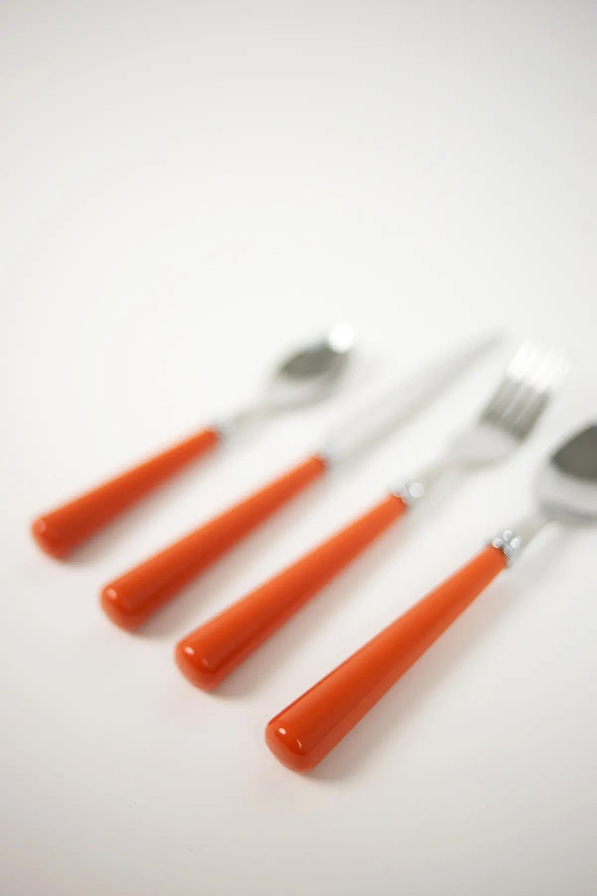 Cubertería set 24piezas naranjas