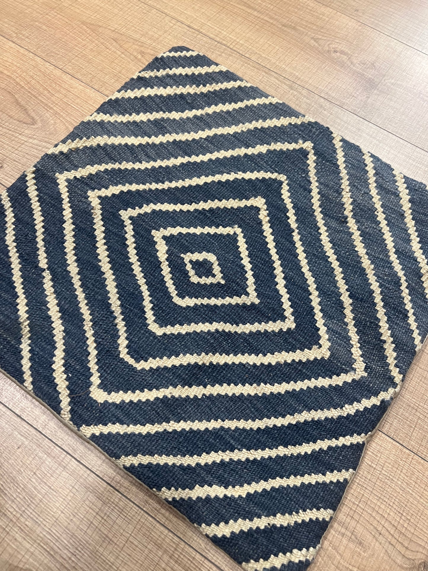 Cojin Kilim azul