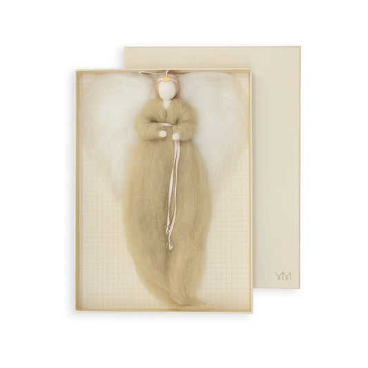 Ángel oliva Juarianne Matter