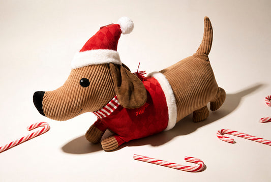 Cojín perrito salchicha navideño